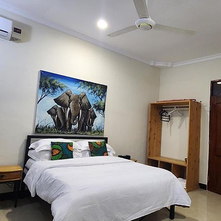 Nano'S Homes Dar es Salaam Exterior photo
